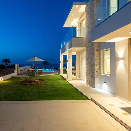 Hersonissos Beach Villa 赫索尼索斯