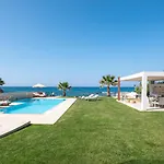 - Your Seafront Retreat By Etouri Βίλα