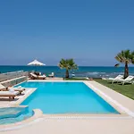 Βίλα - Your Seafront Retreat By Etouri *