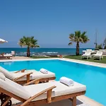 - Your Seafront Retreat By Etouri * Χερσόνησος