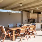 - Your Seafront Retreat By Etouri