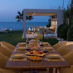 Βίλα - Your Seafront Retreat By Etouri *