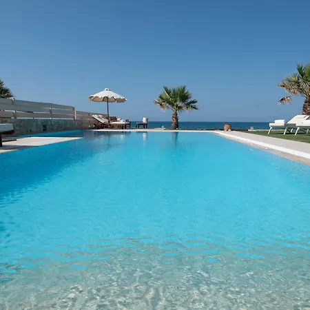 Hersonissos Beach Villa *