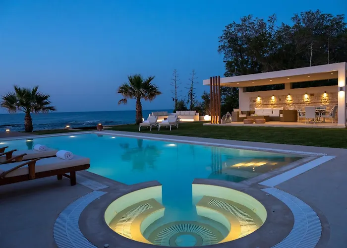 Hersonissos Beach Villa ヴィラ *